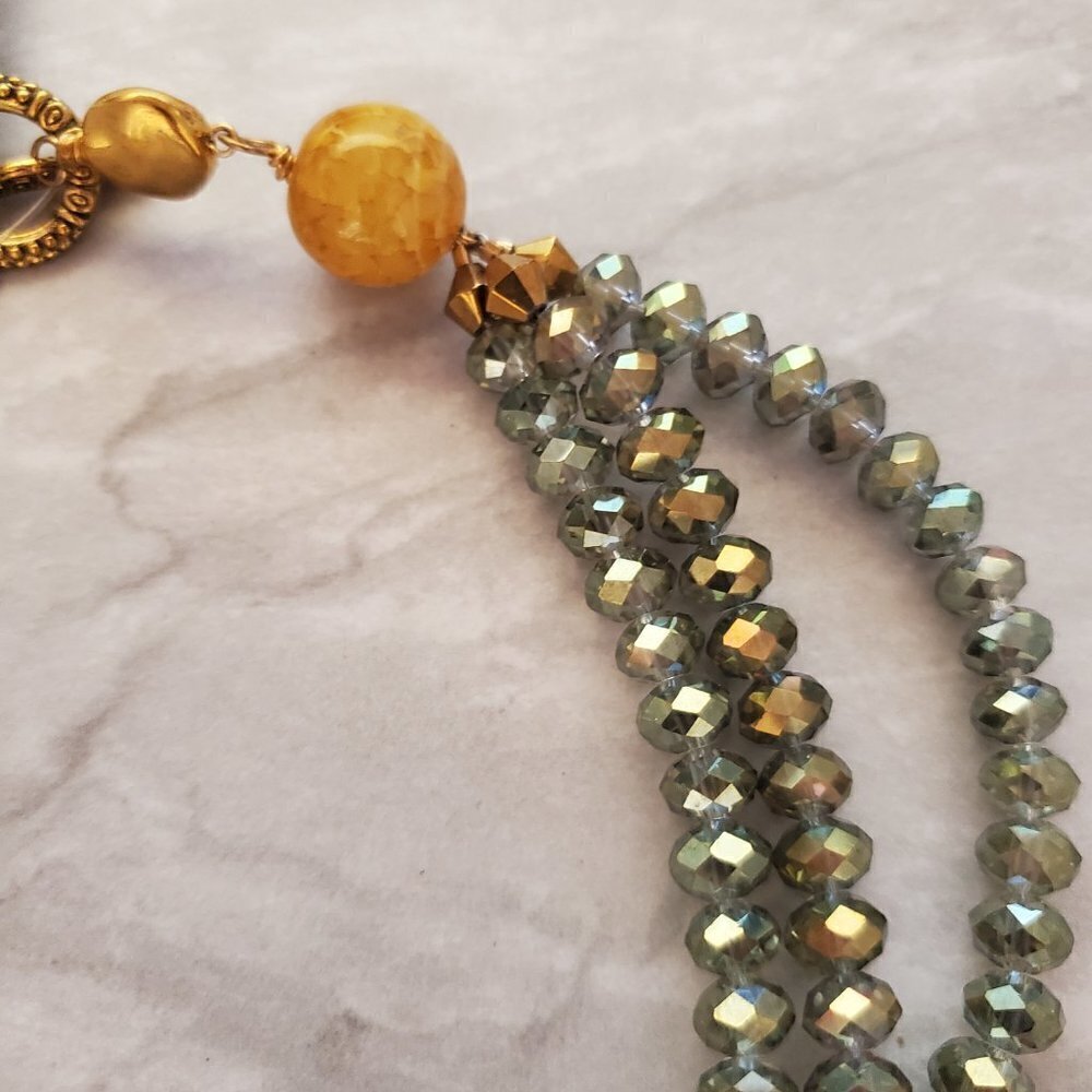 ✨ NEW Ali and Bird Beads Beaded Multi Strand Stone Toggle Pendant Necklace ✨ - Picture 3 of 13
